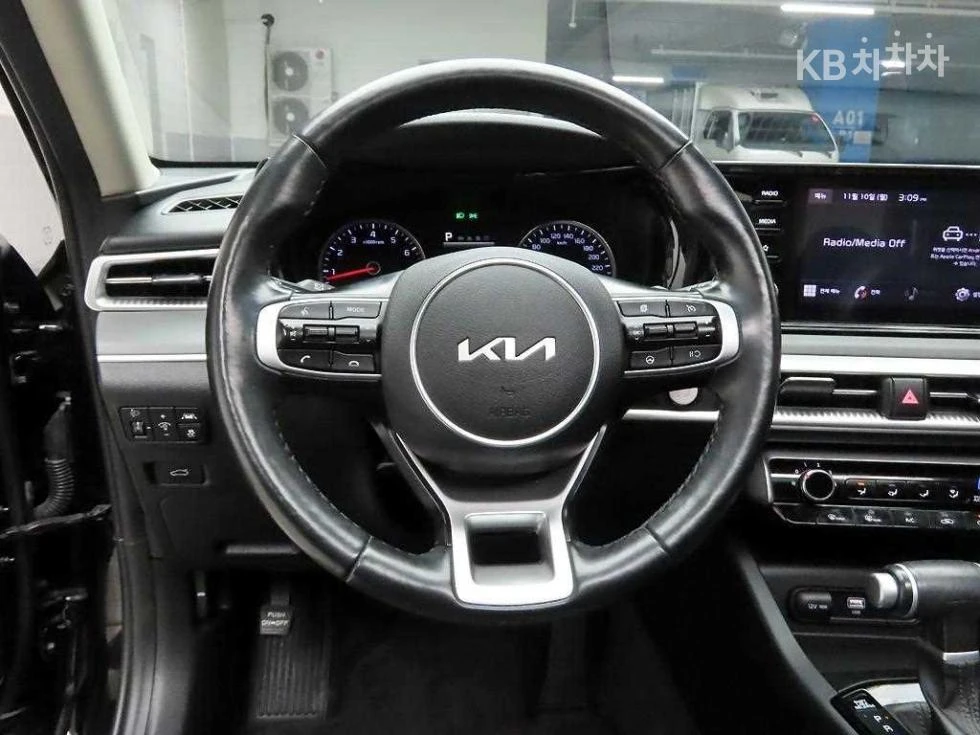 Kia K5 2.0 LPi - ФАБРИЧНО ЛИЗИНГ БЕЗ ПЪРВОНАЧАЛНА ВНОСКА - изображение 4