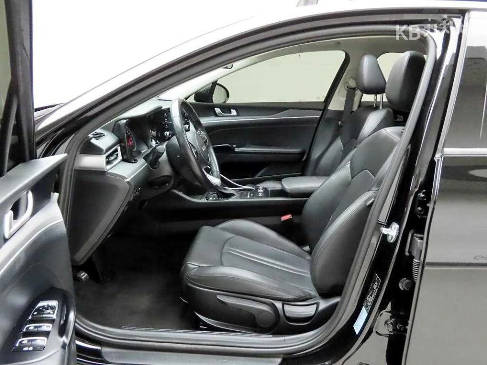 Kia K5 2.0 LPi - ФАБРИЧНО ЛИЗИНГ БЕЗ ПЪРВОНАЧАЛНА ВНОСКА - изображение 10