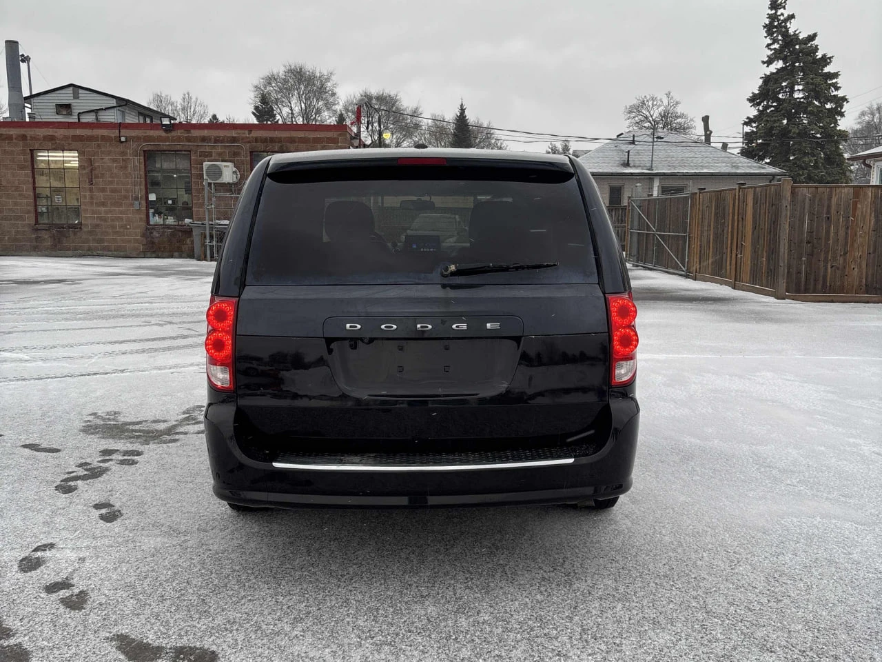 Dodge Caravan CARFAX* АВТОФИНАНСИРАНЕ БЕЗ ПЪРВОНАЧАЛНА ВНОСКА - изображение 4