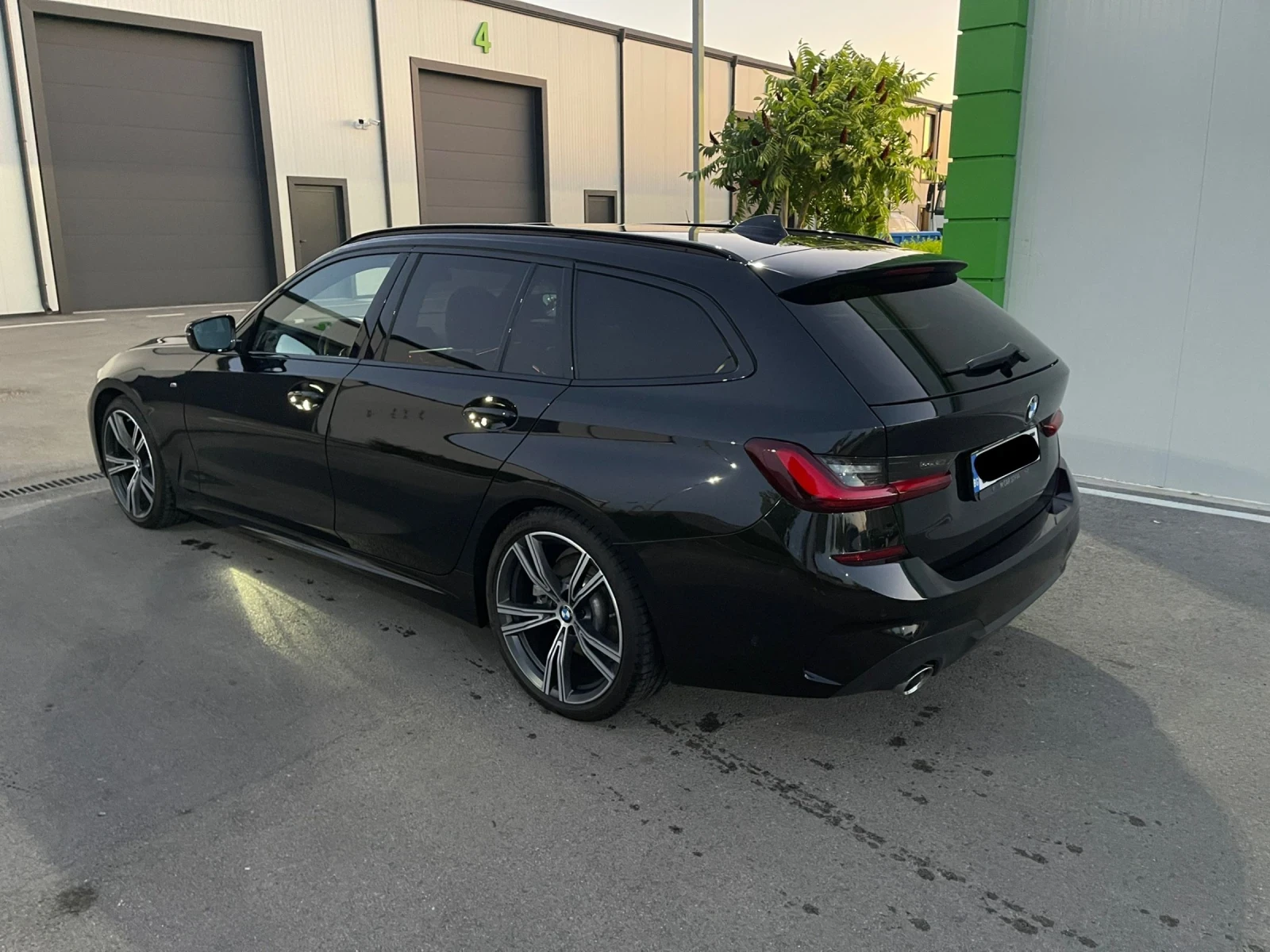 BMW 330 Mild Hybrid , снимка 5 - Автомобили и джипове - 53390001