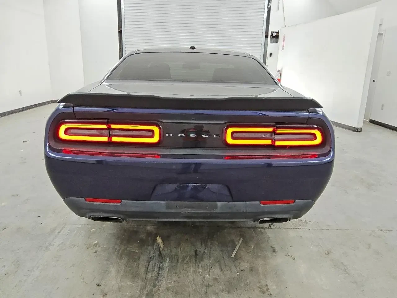 Dodge Challenger SXT - изображение 6