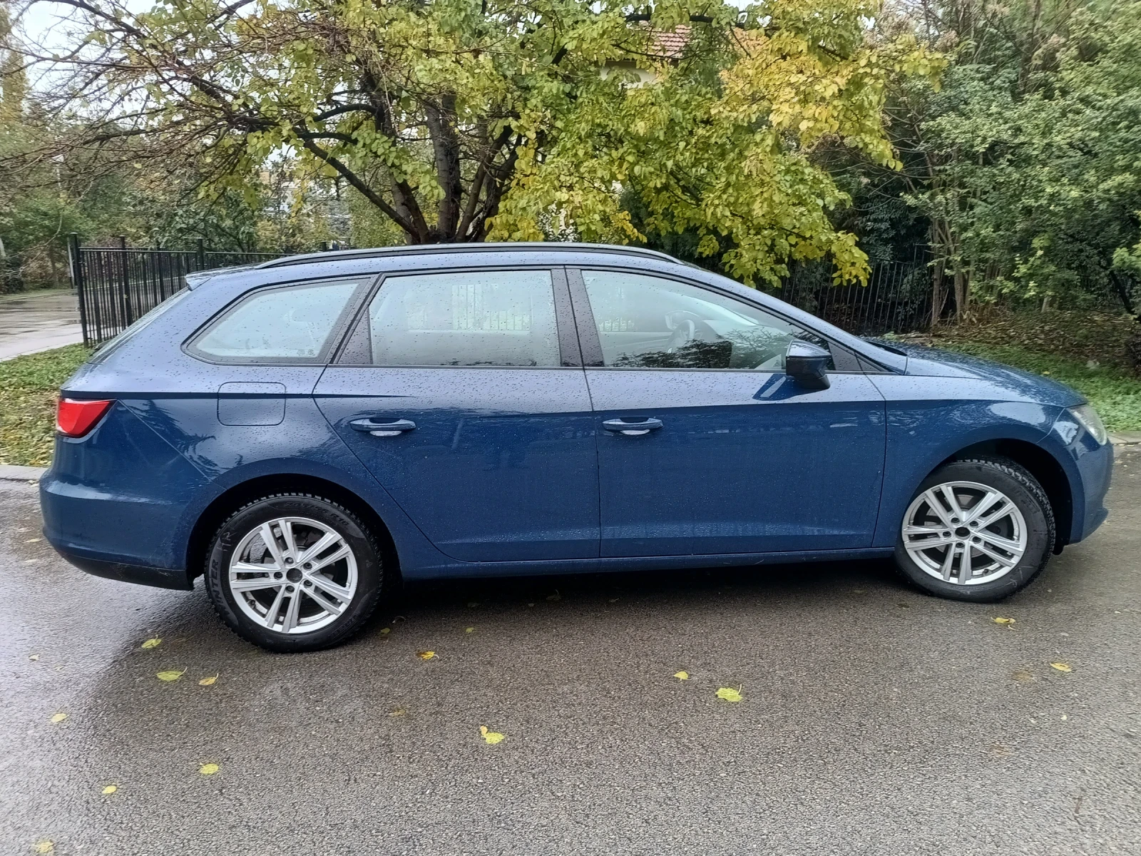 Seat Leon 1.2 TSI, снимка 4 - Автомобили и джипове - 54229041