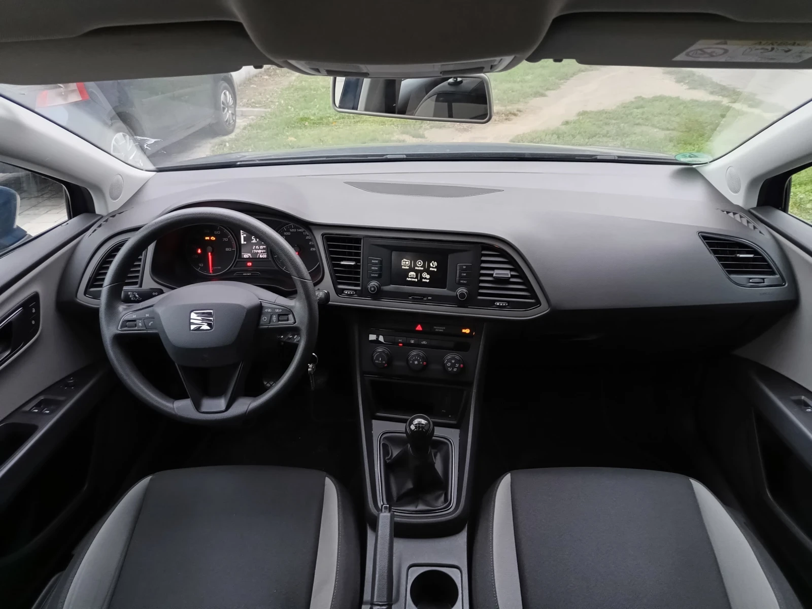 Seat Leon 1.2 TSI, снимка 10 - Автомобили и джипове - 54229041