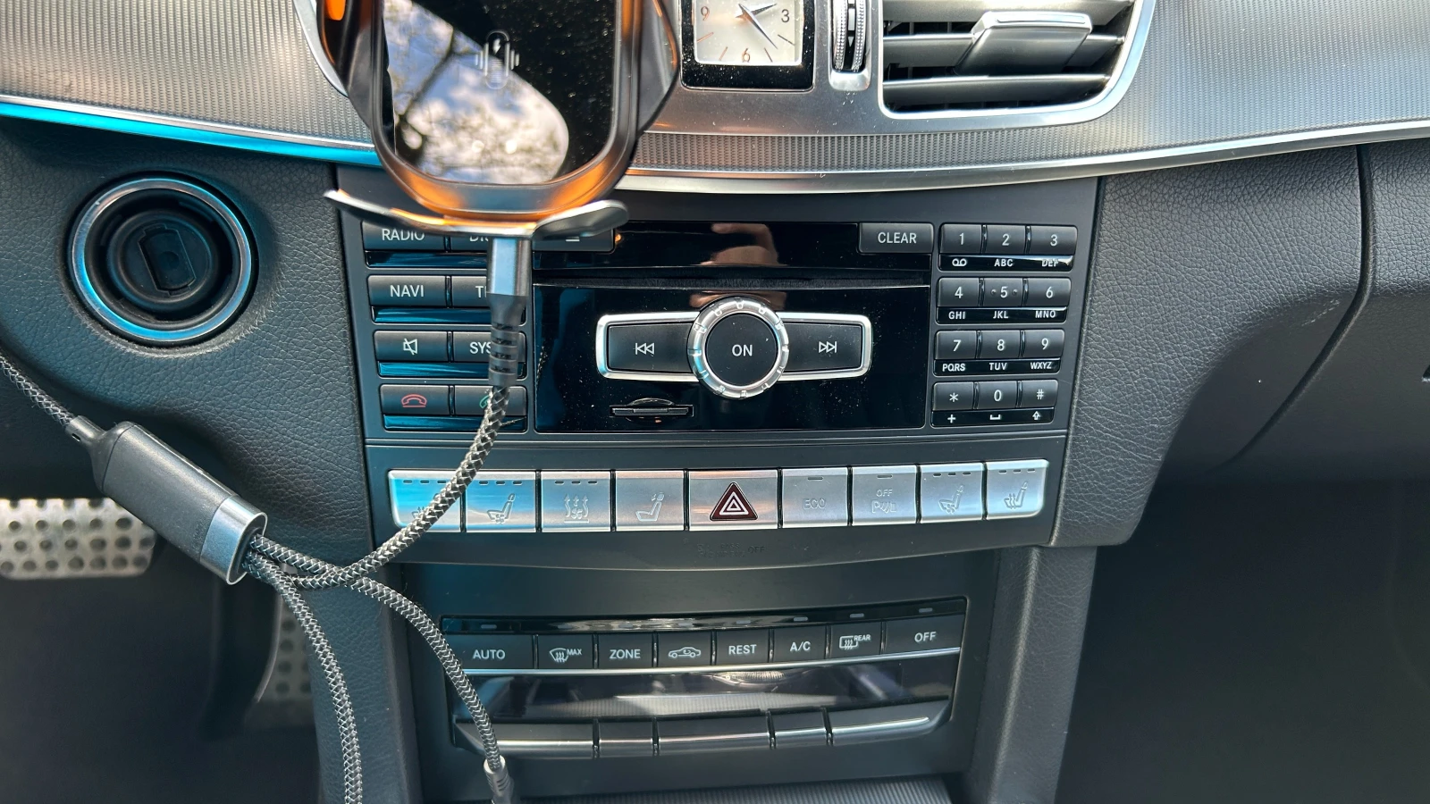 Mercedes-Benz E 350, снимка 12 - Автомобили и джипове - 54391084