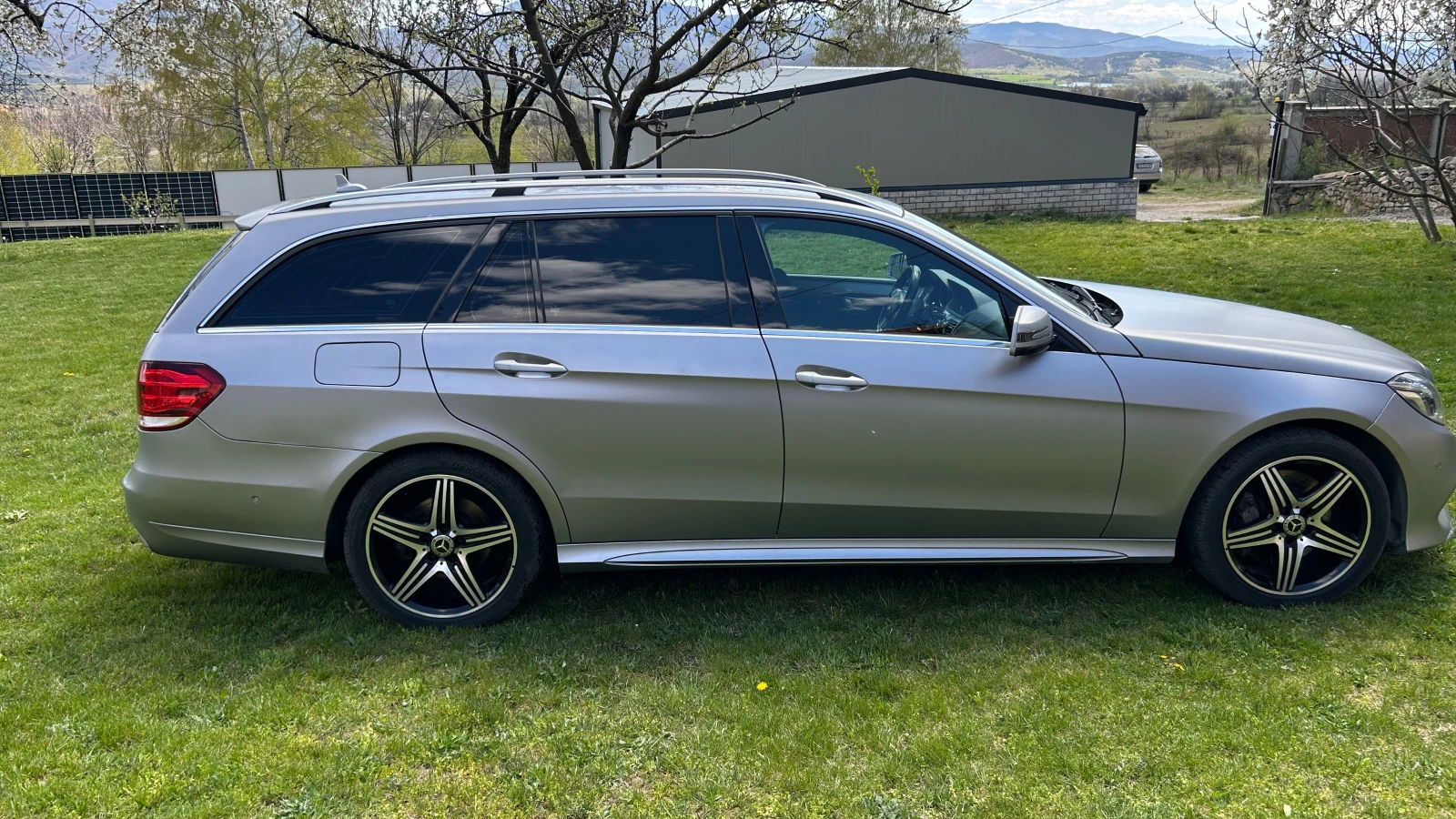 Mercedes-Benz E 350, снимка 3 - Автомобили и джипове - 54391084