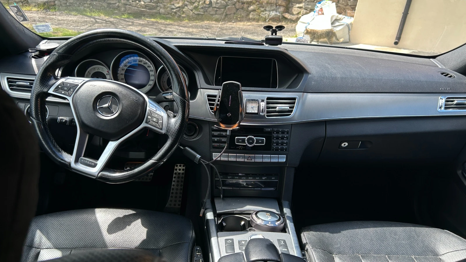 Mercedes-Benz E 350, снимка 10 - Автомобили и джипове - 54391084