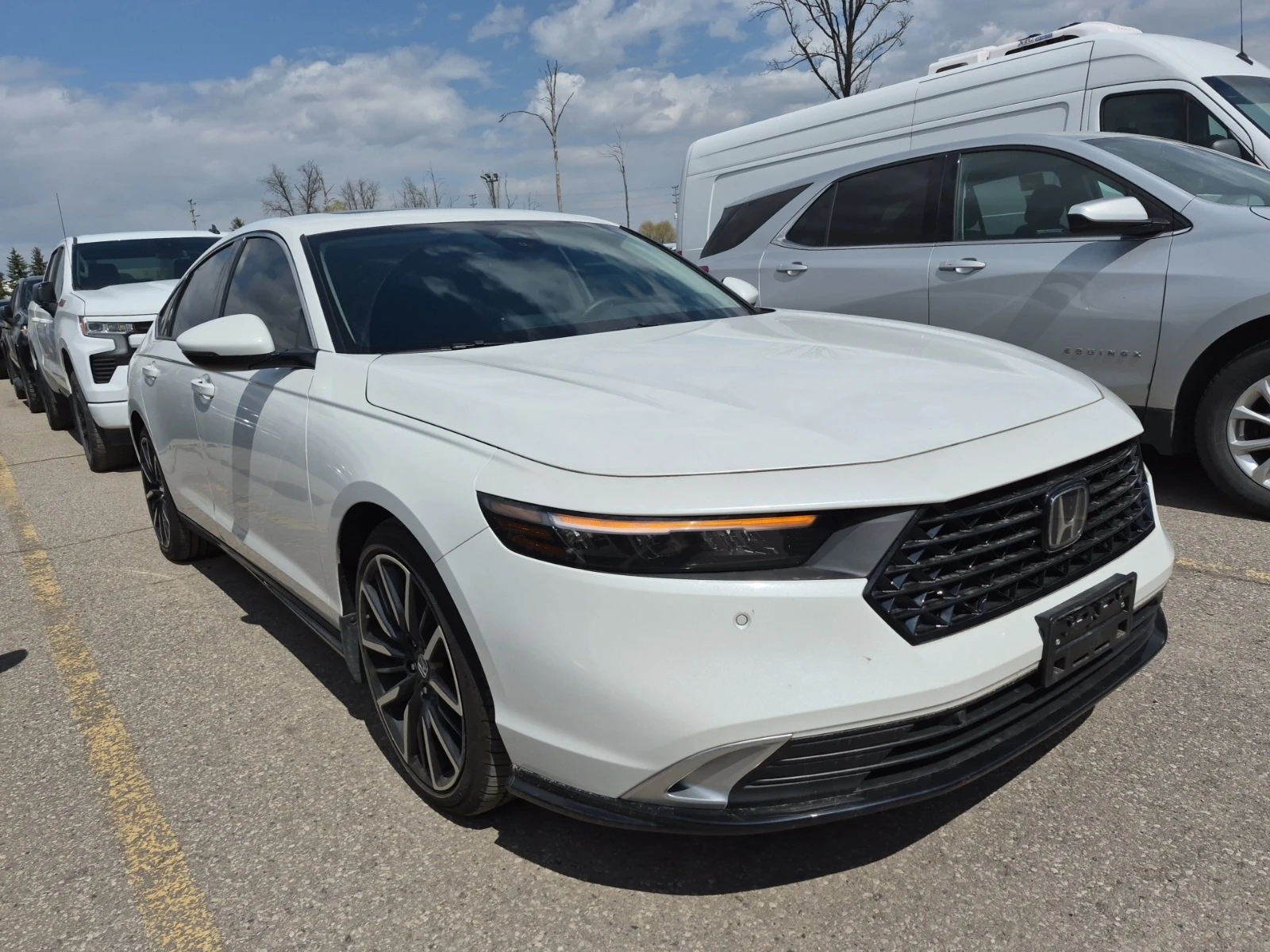 Honda Accord TOURING HYBRID * * CARFAX * * АВТО КРЕДИТ * * , снимка 2 - Автомобили и джипове - 54646777