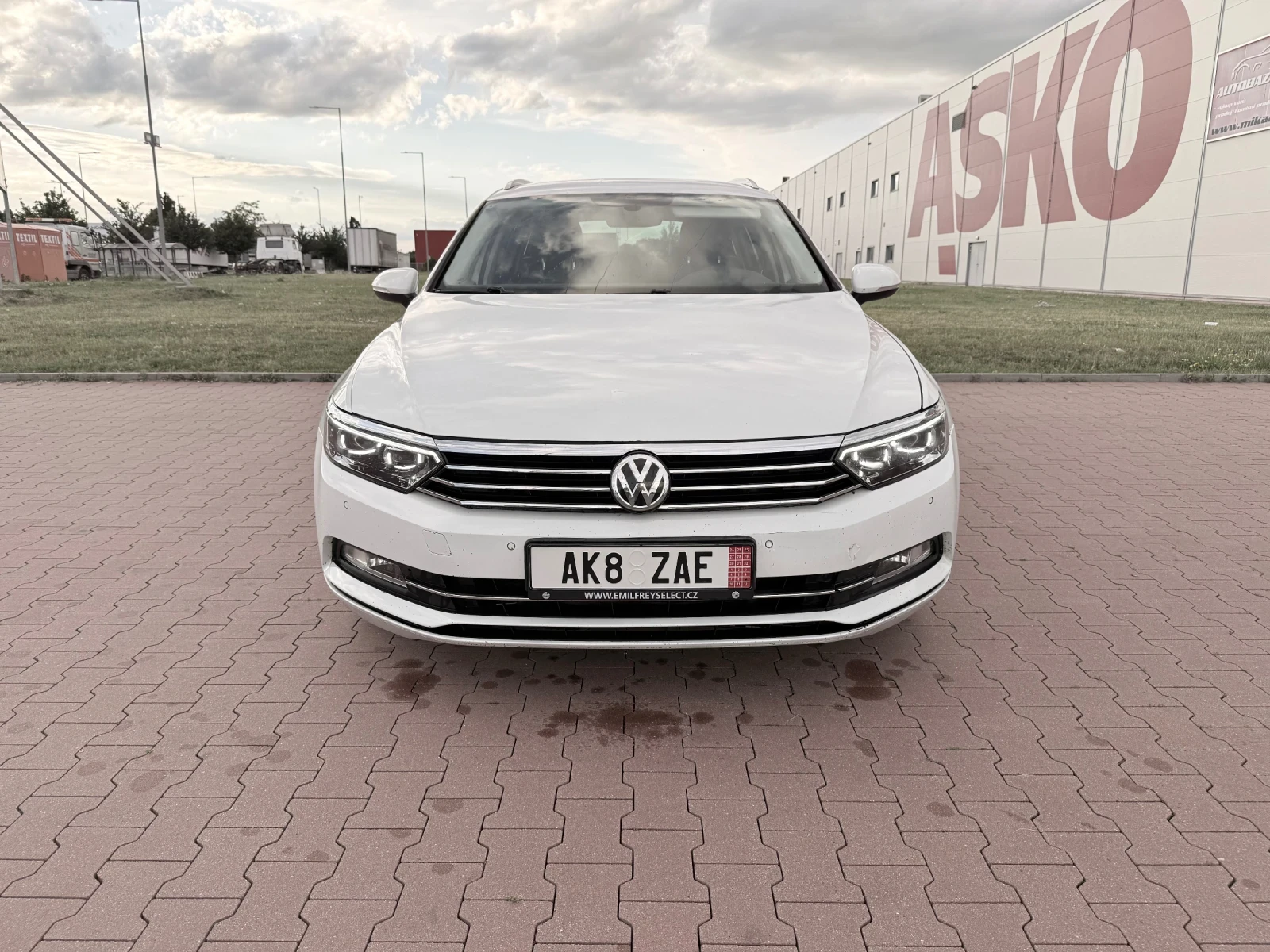 VW Passat 2.0 tdi B8