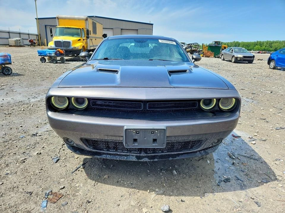 Dodge Challenger, снимка 5 - Автомобили и джипове - 54792617