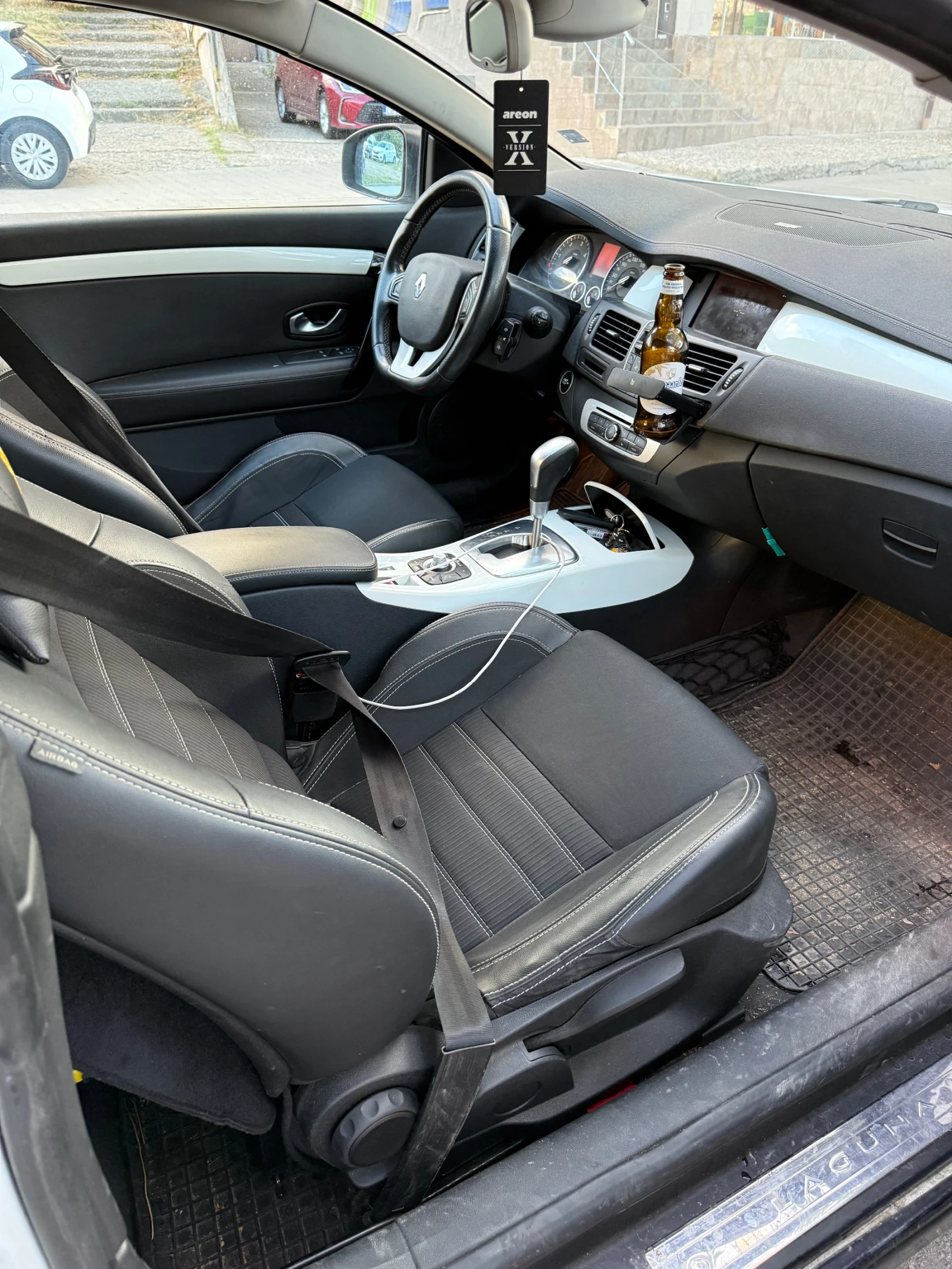 Renault Laguna Coupe 2.0DCi, снимка 6 - Автомобили и джипове - 55157373
