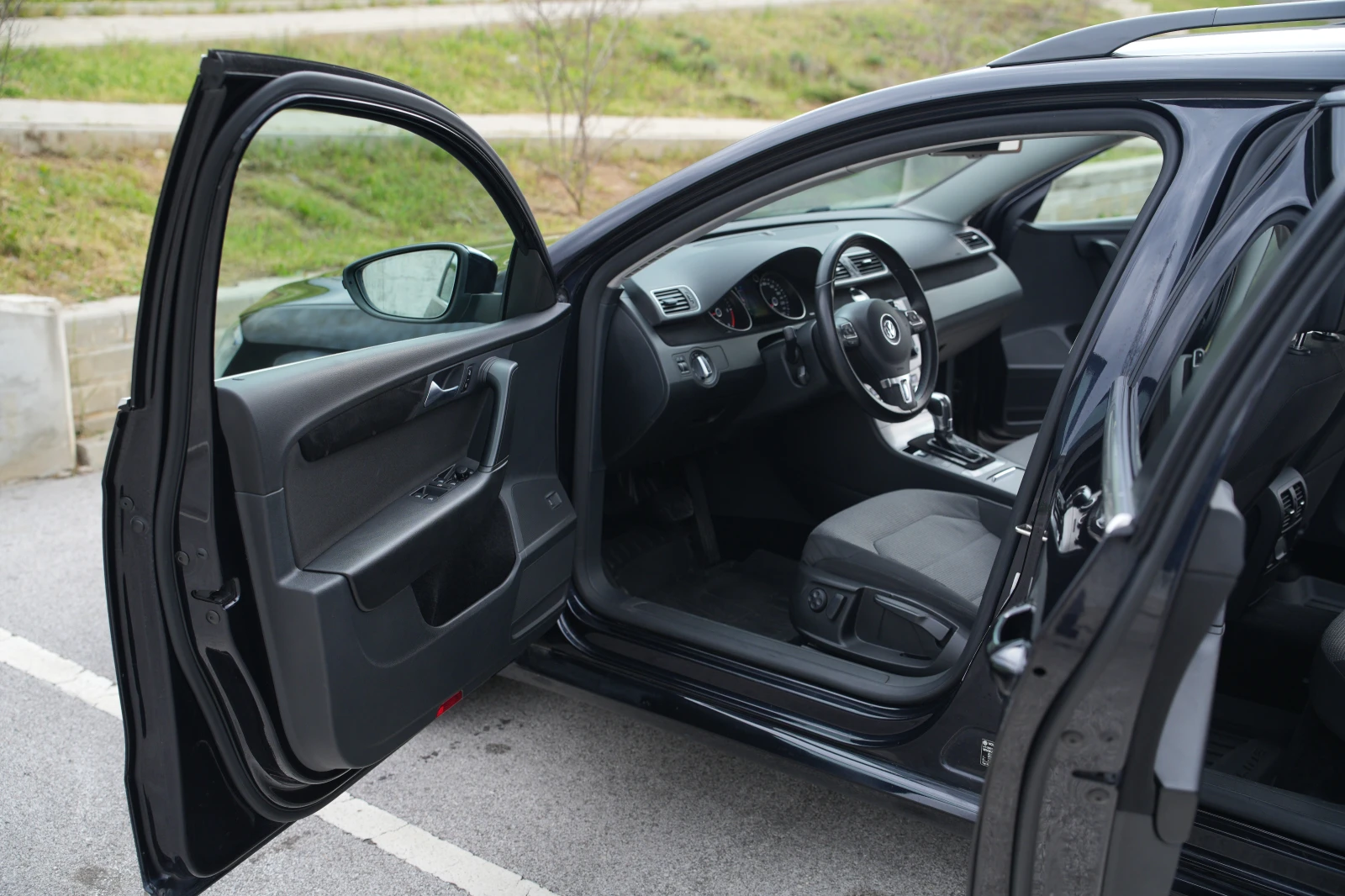 VW Passat ComfortLine, 2.0 TDI BlueMotion, 140 HP, Обслужен, снимка 9 - Автомобили и джипове - 55157875
