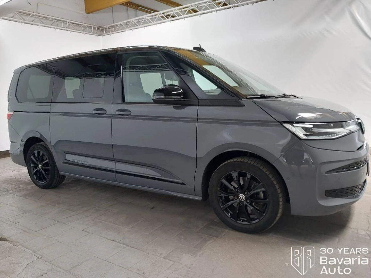 VW Multivan Edition lang DSG Easy Open Basic, снимка 4 - Автомобили и джипове - 55215058