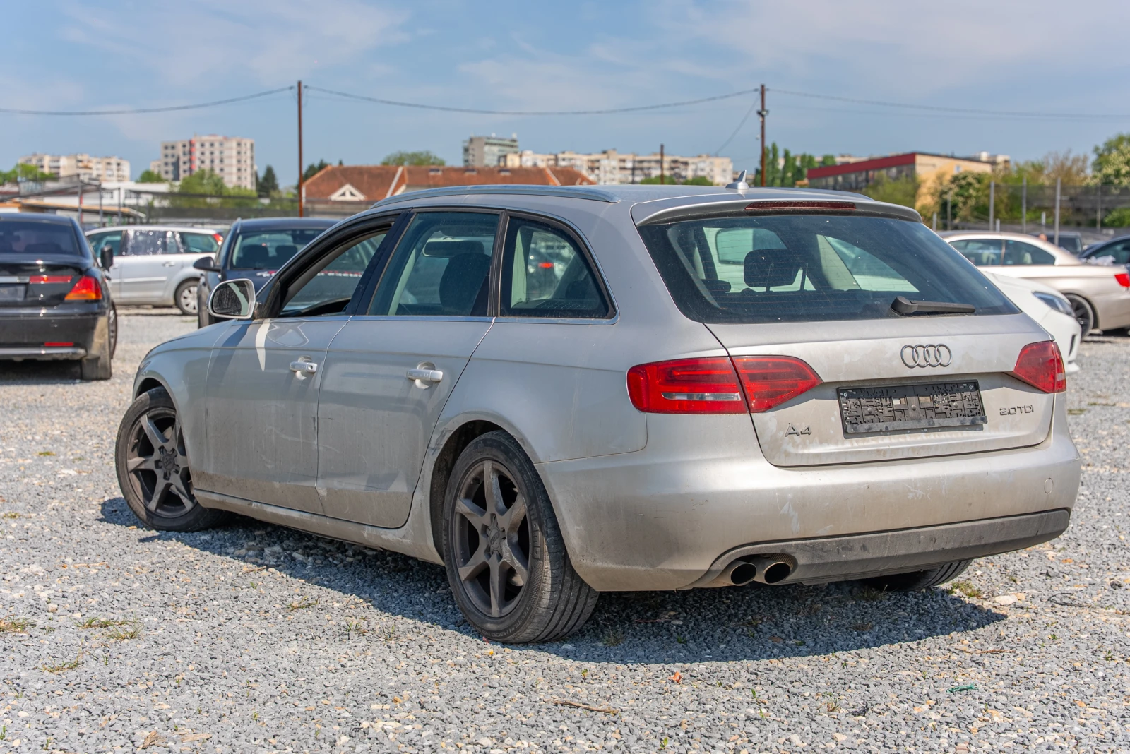 Audi A4 2.0 TDI, снимка 2 - Автомобили и джипове - 55401918