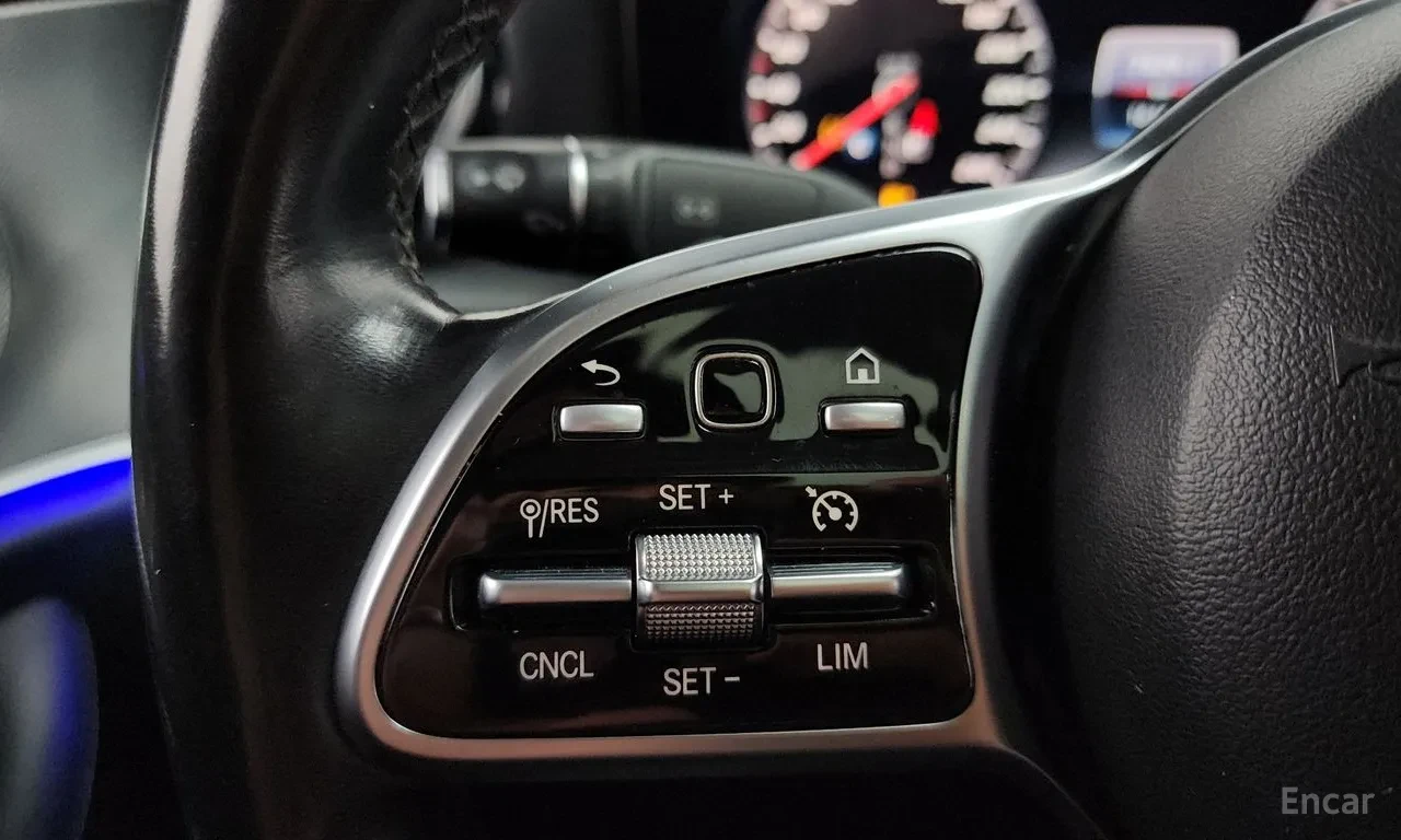 Mercedes-Benz E 300 AMG | BURMESTER | DIGITAL | ОБДУХ | ПАНОРАМА | 360, снимка 16 - Автомобили и джипове - 55492722