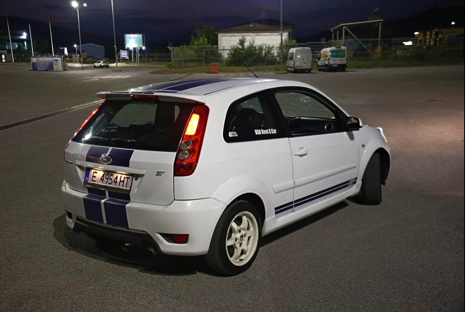 Ford Fiesta 2.0 Duratec ST150, снимка 11 - Автомобили и джипове - 55680861