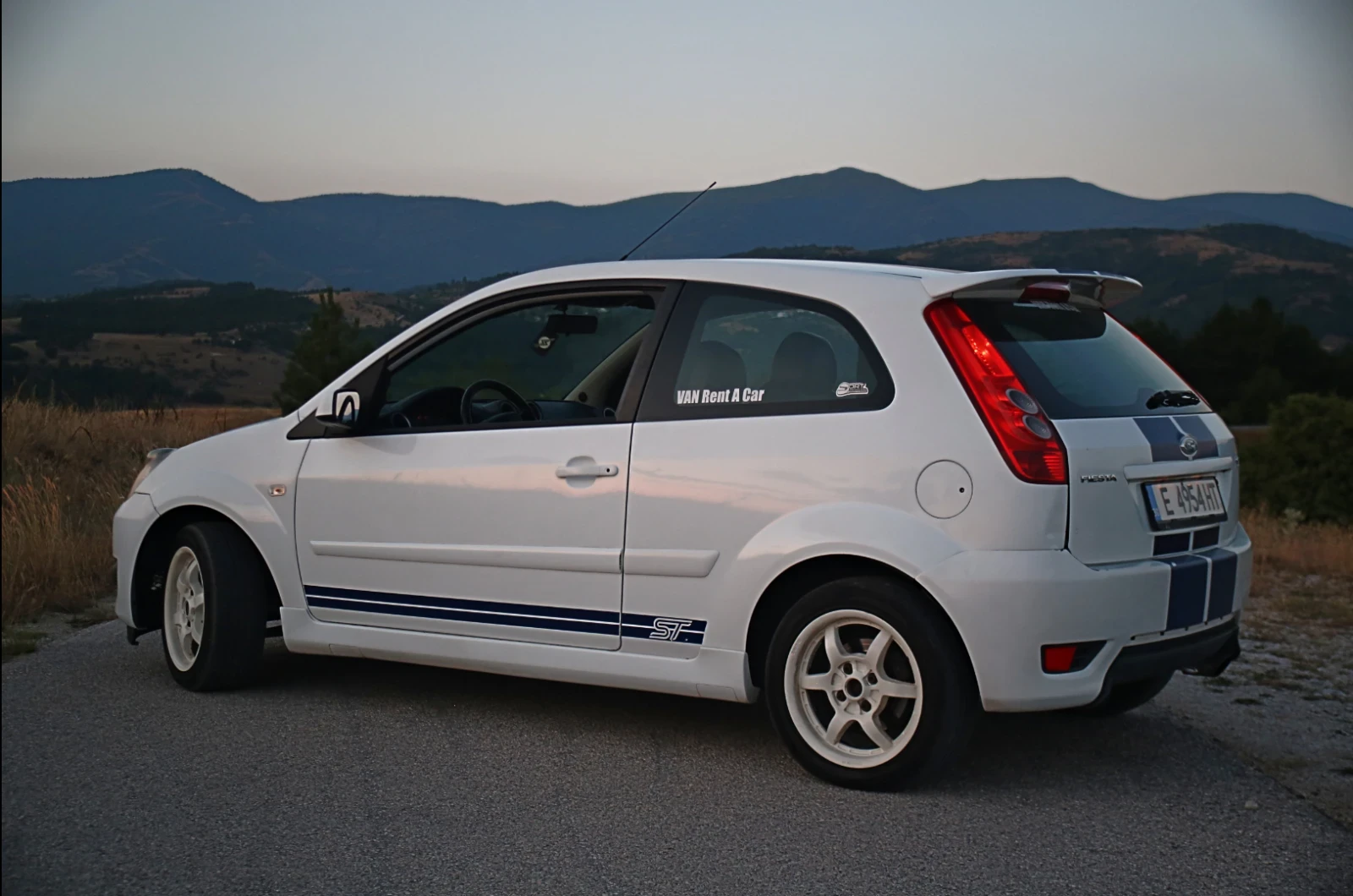 Ford Fiesta 2.0 Duratec ST150, снимка 2 - Автомобили и джипове - 55680861