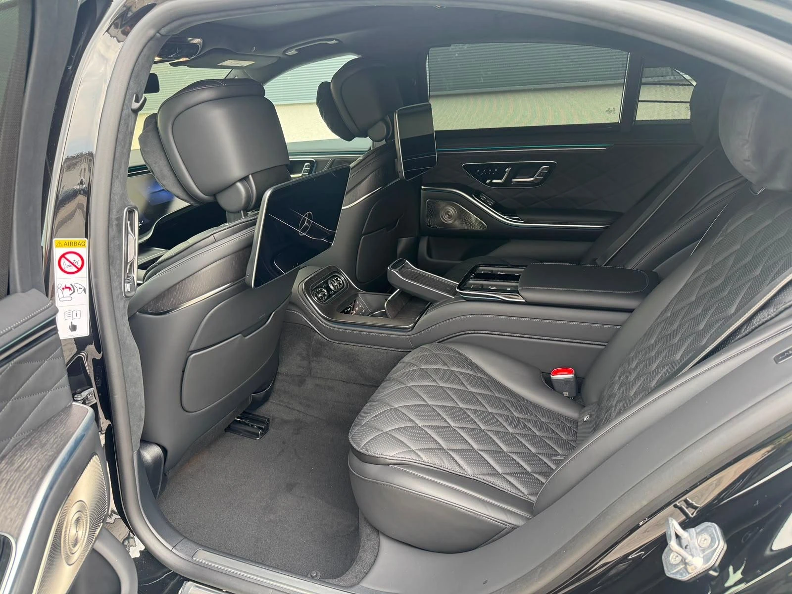 Mercedes-Benz S 580 Long 4Matic AMG-Line, снимка 8 - Автомобили и джипове - 55691967