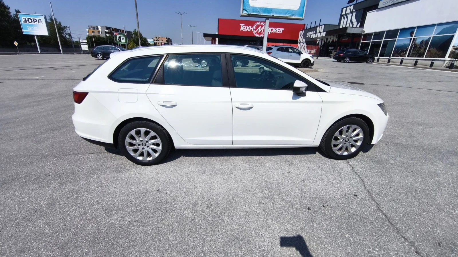 Seat Leon, снимка 6 - Автомобили и джипове - 55770593