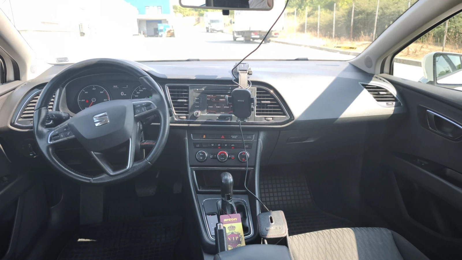 Seat Leon, снимка 10 - Автомобили и джипове - 55770593