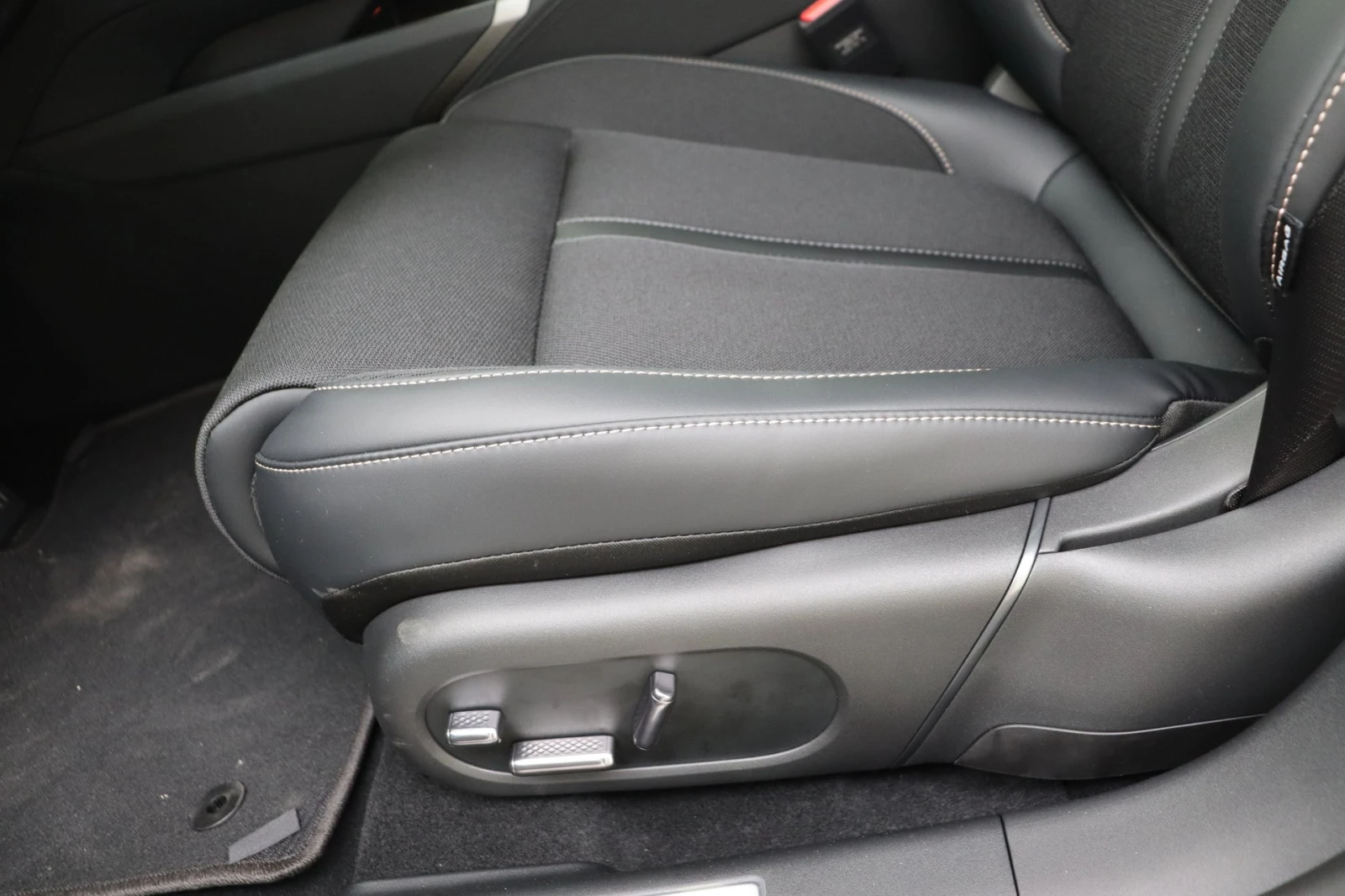 Zeekr 7 GT Business edition Leather LED Navi Panorama camera | Mobile.bg � ����������� 11