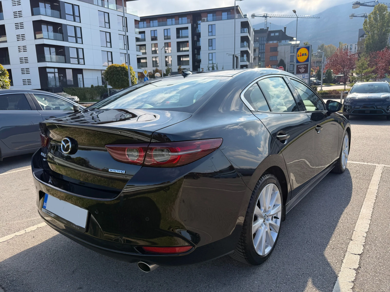 Mazda 3 2.5 Premium AWD, снимка 9 - Автомобили и джипове - 56646419