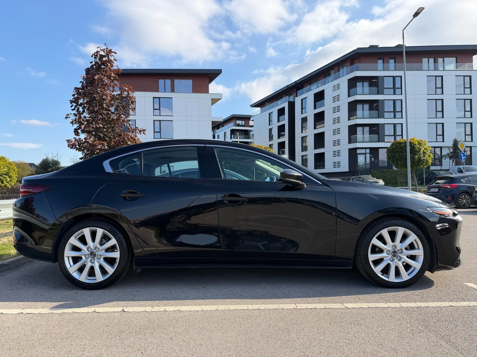Mazda 3 2.5 Premium AWD, снимка 10 - Автомобили и джипове - 56646419