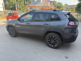 Jeep Cherokee 2021 JEEP CHEROKEE 80TH ANNIVERSARY EDITION | Mobile.bg    6