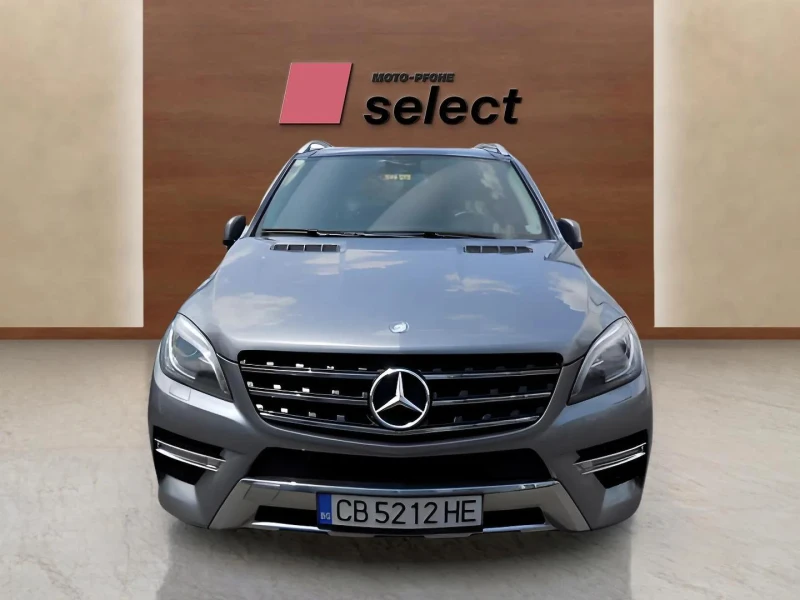 Mercedes-Benz ML 350 3.0 D, снимка 2 - Автомобили и джипове - 47966247