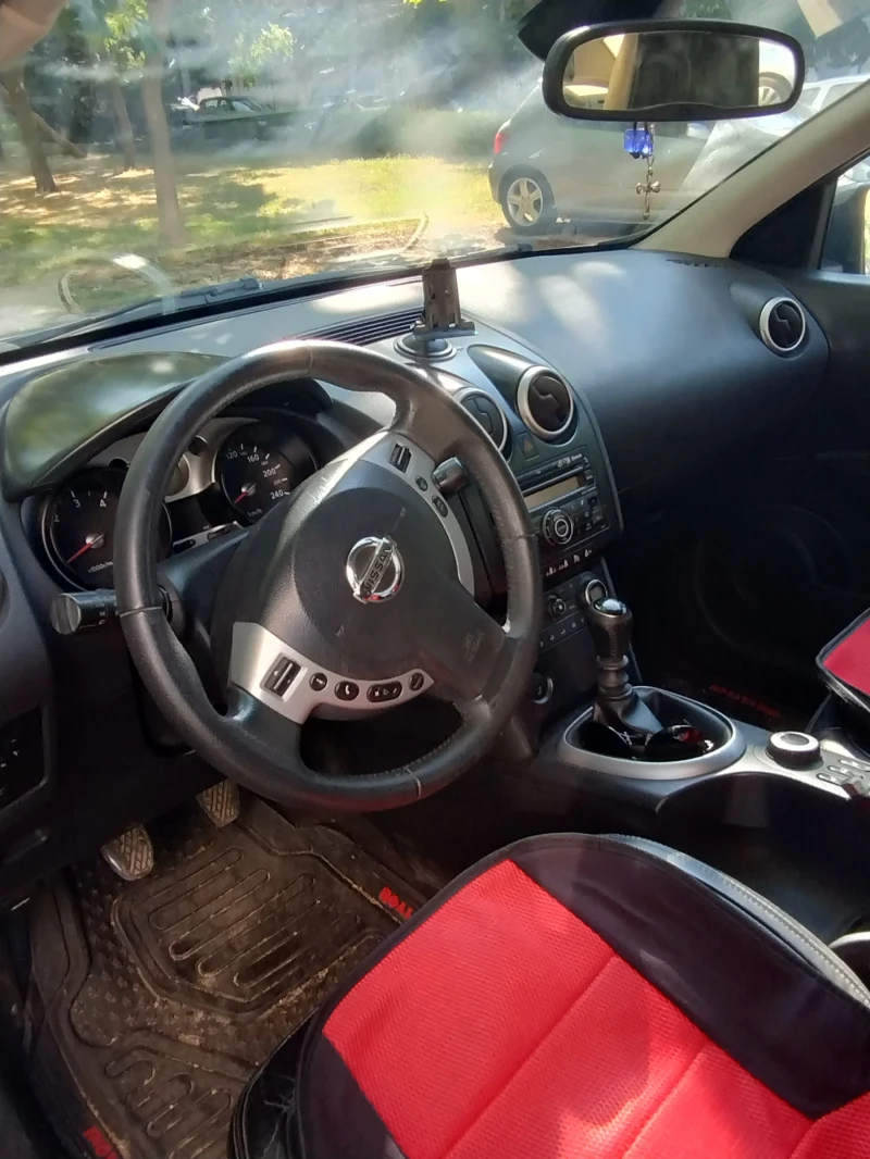 Nissan Qashqai, снимка 3 - Автомобили и джипове - 52474418