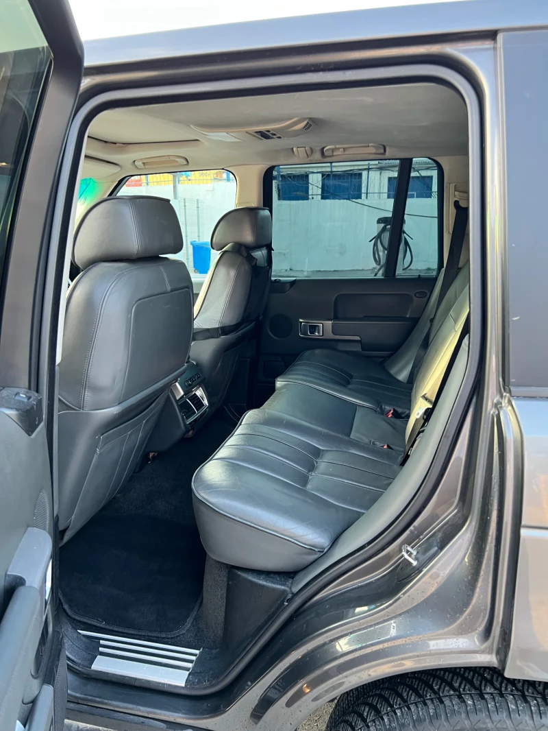 Land Rover Range rover, снимка 11 - Автомобили и джипове - 52965288