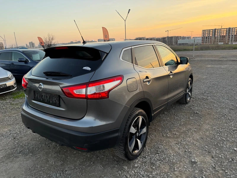 Nissan Qashqai 1.6 ШВЕЙЦАРИЯ , снимка 5 - Автомобили и джипове - 52424220