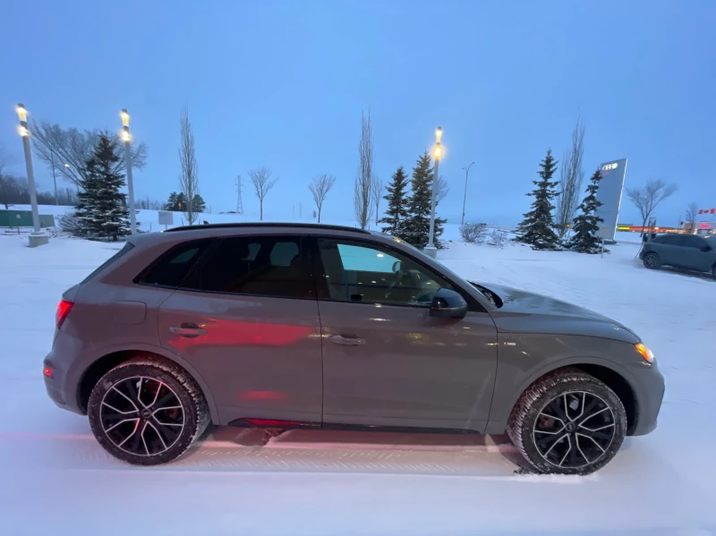 Audi Q5 2.0T* MATRIX* ДИГИТАЛНО* ТАБЛО* 360КАМЕРА* LANE* A, снимка 2 - Автомобили и джипове - 52740598