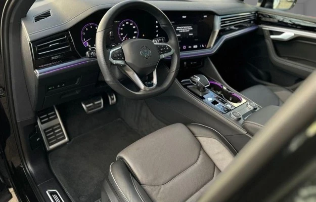VW Touareg 3.0 TSI 4Motion = R-line = Гаранция, снимка 6 - Автомобили и джипове - 52837518