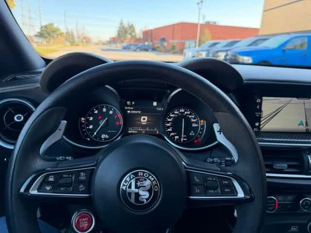 Alfa Romeo Stelvio  Quadrifoglio / АВТОКРЕДИТ/БЕЗ ПЪРВОНАЧАЛНА ВНОСКА, снимка 16 - Автомобили и джипове - 55574306