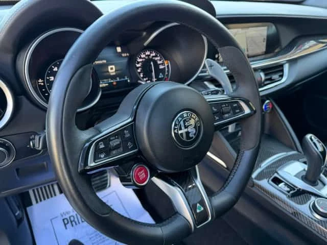 Alfa Romeo Stelvio  Quadrifoglio / АВТОКРЕДИТ/БЕЗ ПЪРВОНАЧАЛНА ВНОСКА, снимка 12 - Автомобили и джипове - 55574306