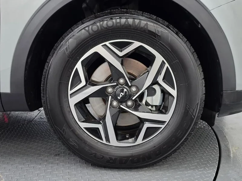 Kia Sportage LPG 2.0| Navi| 360| �������|  | Mobile.bg � ����������� 5