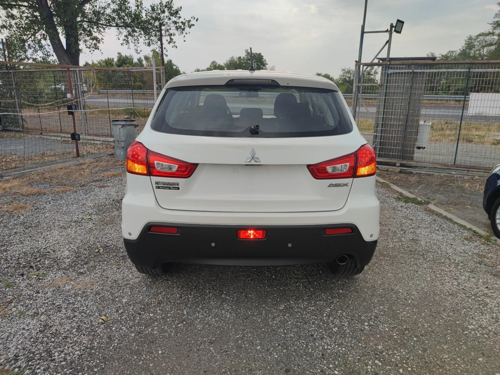 Mitsubishi ASX 1.8 DI-D CLEAR TEC - изображение 6