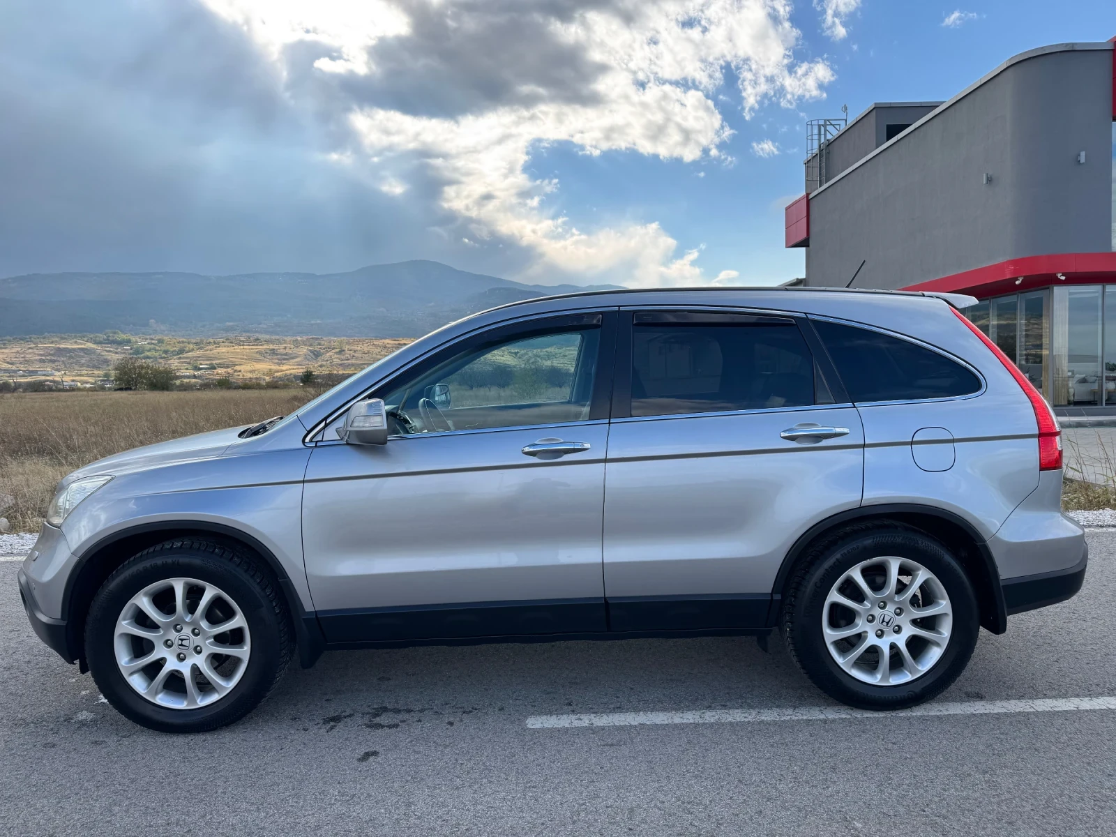 Honda Cr-v 2.0i AVTOMAT / DISTRONIC / KOJA / NAVI / CAMERA - изображение 4