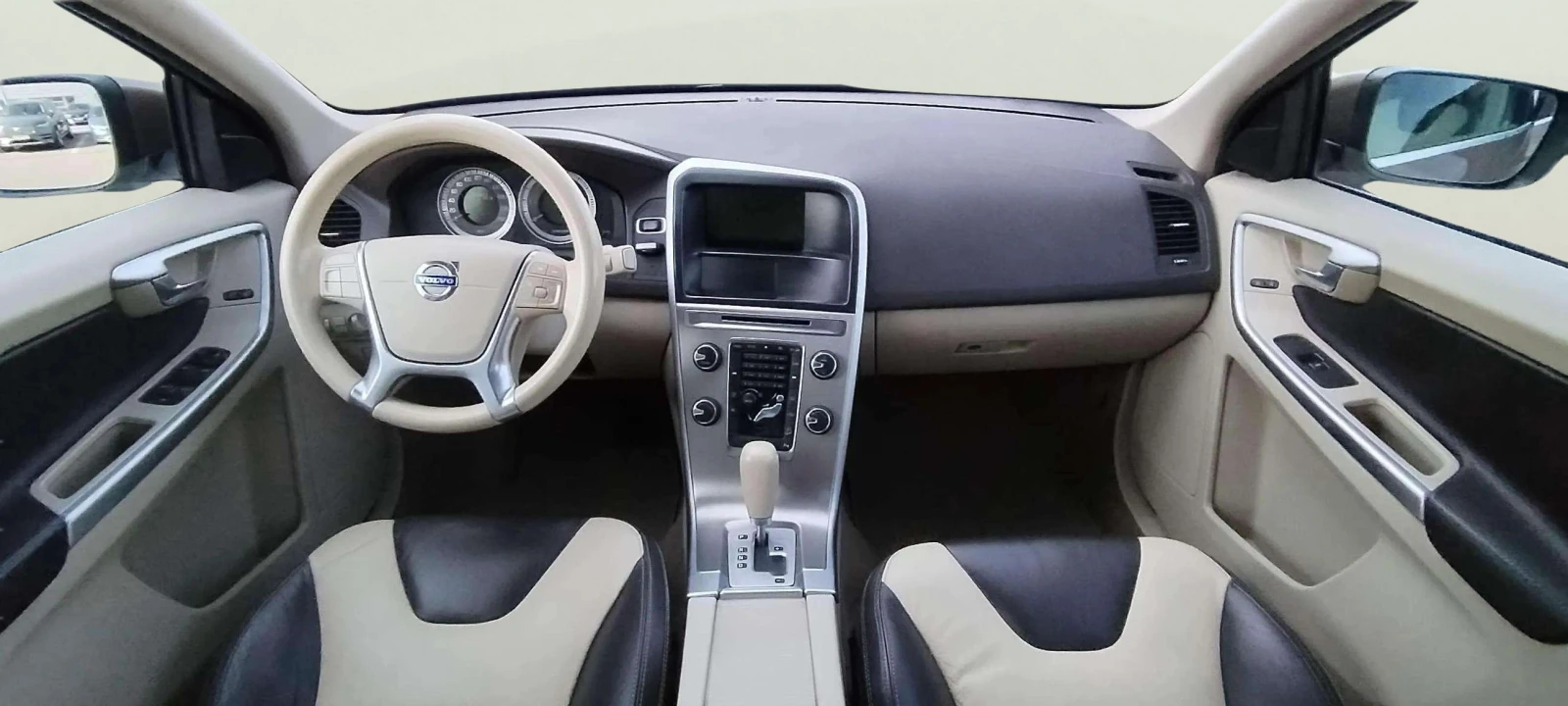 Volvo XC60 2.4 D5, снимка 11 - Автомобили и джипове - 53788943