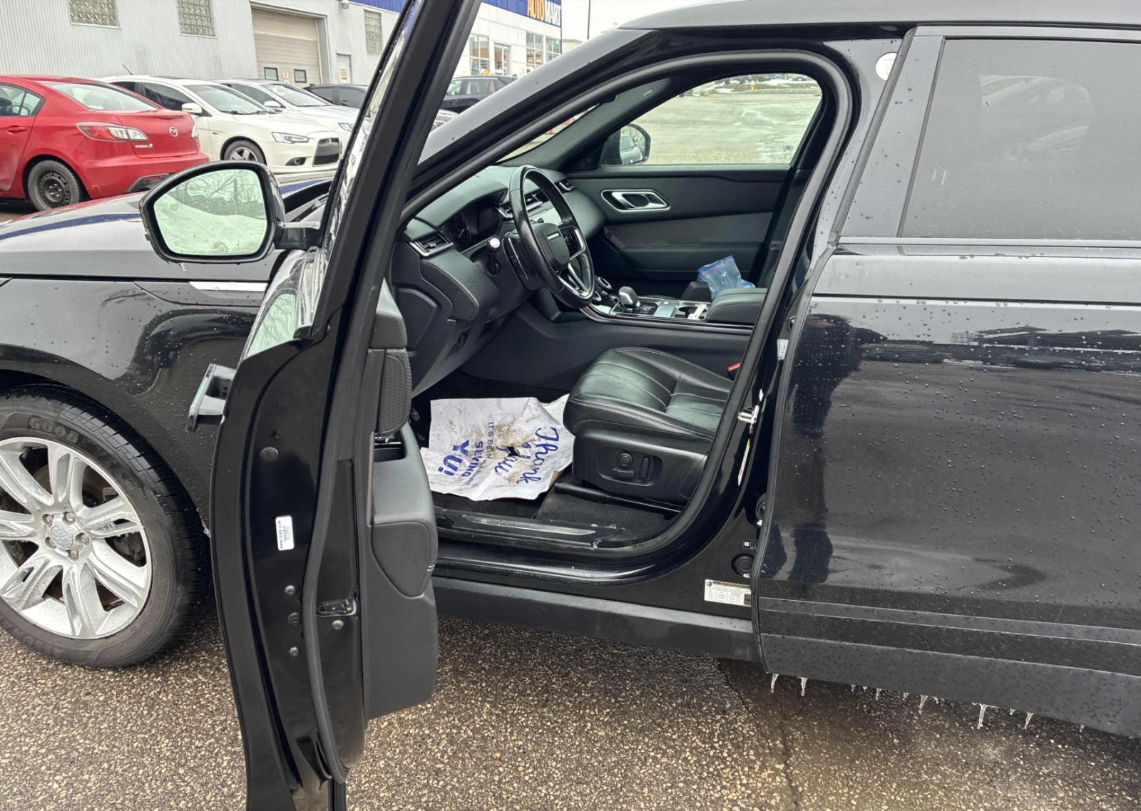 Land Rover Range Rover Velar S AWD * NAVI/BACKUP CAM/LEATHER/SUNROOF/LOADED!!!, снимка 9 - Автомобили и джипове - 53893042