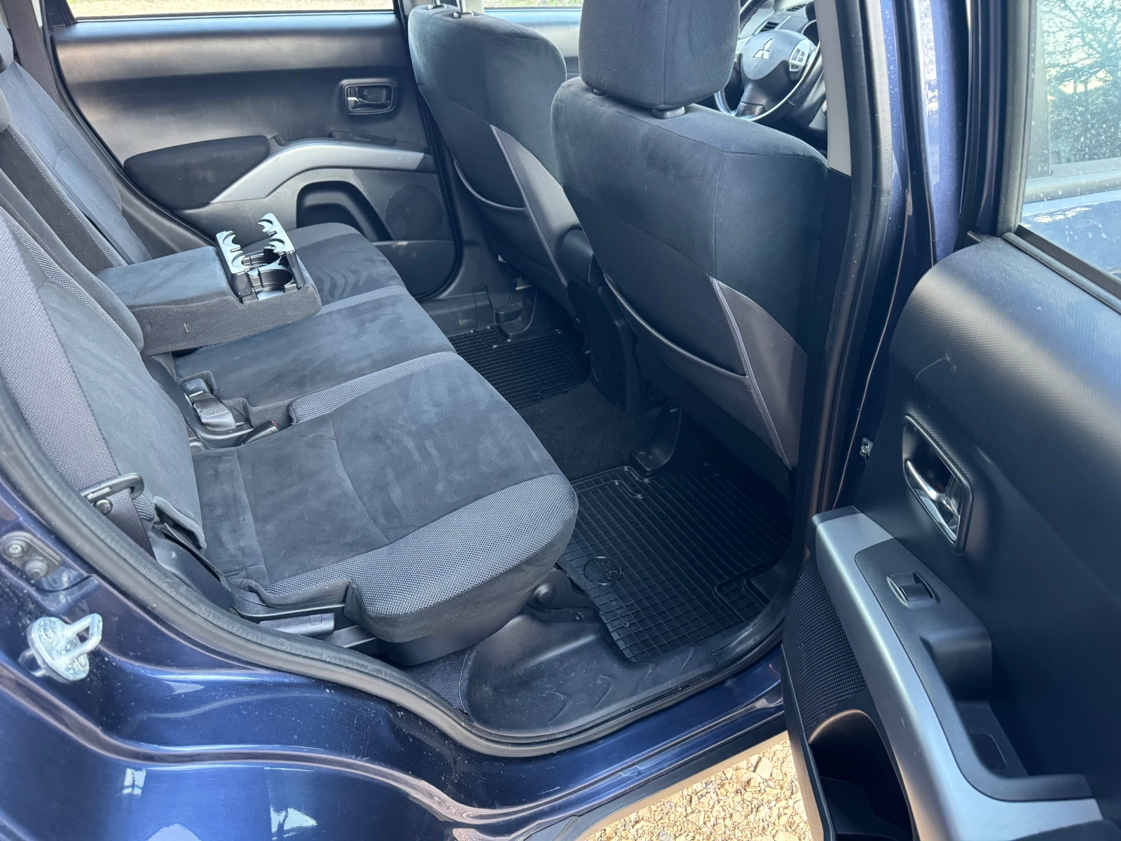 Mitsubishi Outlander 2.0DiD-140к.с., снимка 13 - Автомобили и джипове - 54645748