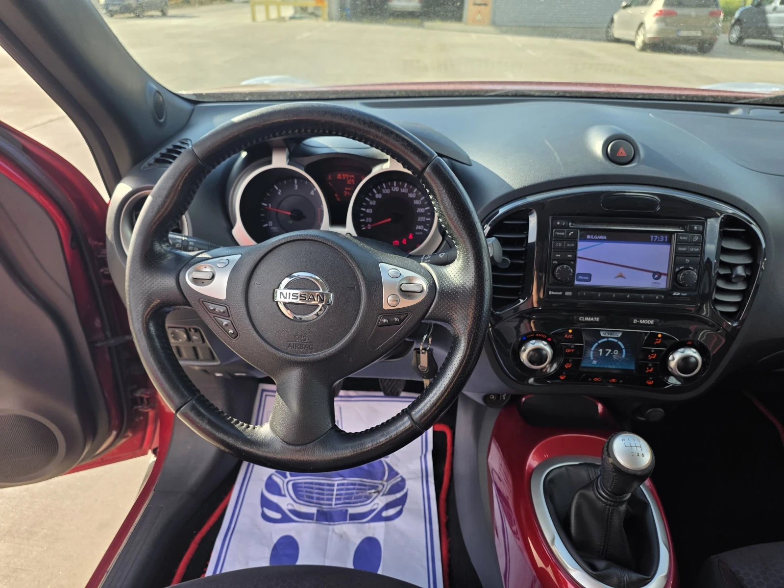 Nissan Juke 1.5 dci, снимка 8 - Автомобили и джипове - 54694489