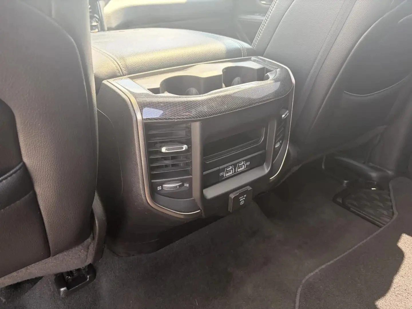 Dodge RAM 1500 SPORT/HEMI/5.7L/4X4/ЦЕНА ДО БГ, снимка 15 - Автомобили и джипове - 55188250