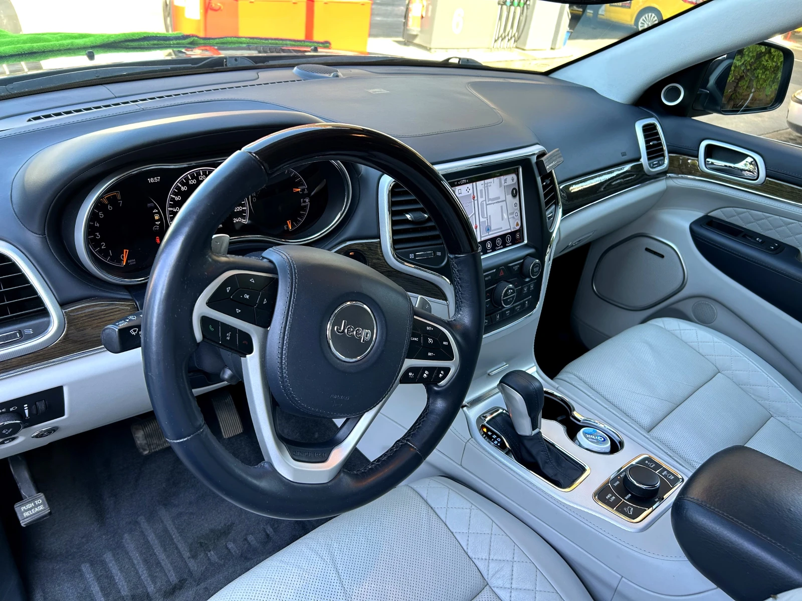 Jeep Grand cherokee 5.7 HEMI, снимка 7 - Автомобили и джипове - 55779301