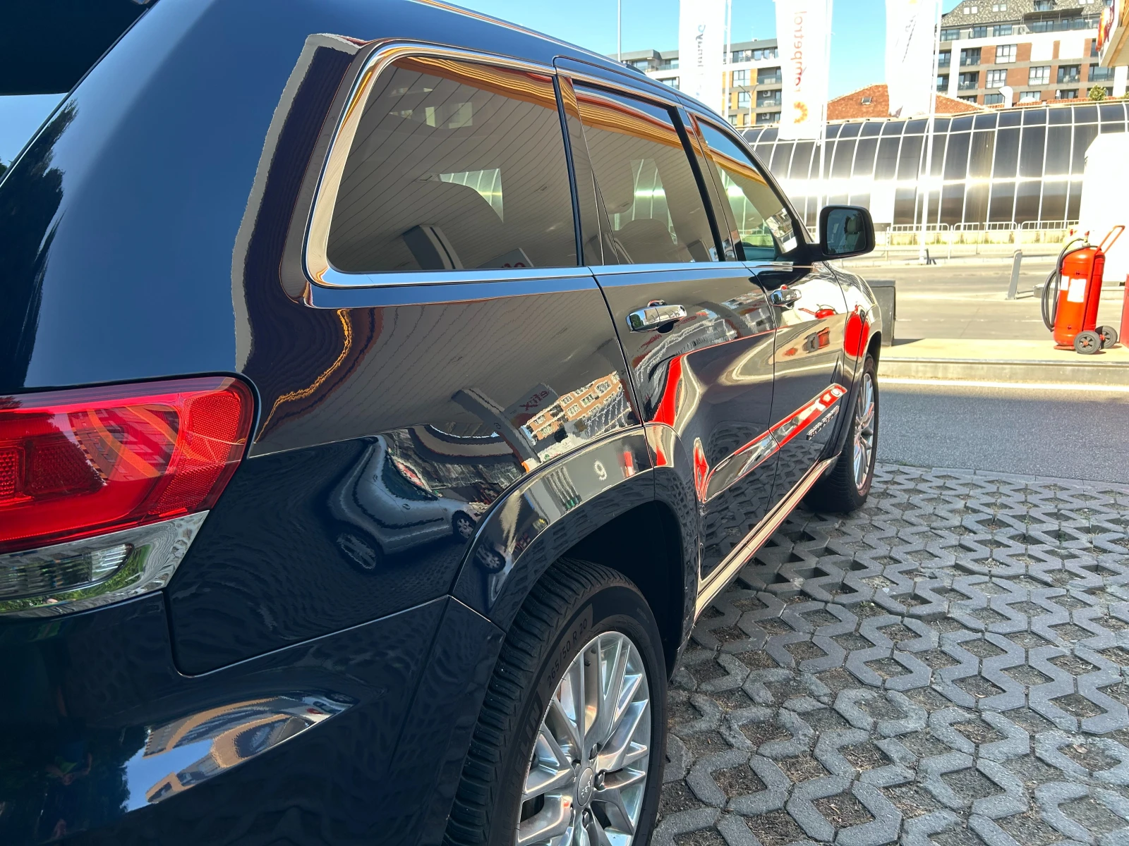 Jeep Grand cherokee 5.7 HEMI, снимка 3 - Автомобили и джипове - 55779301