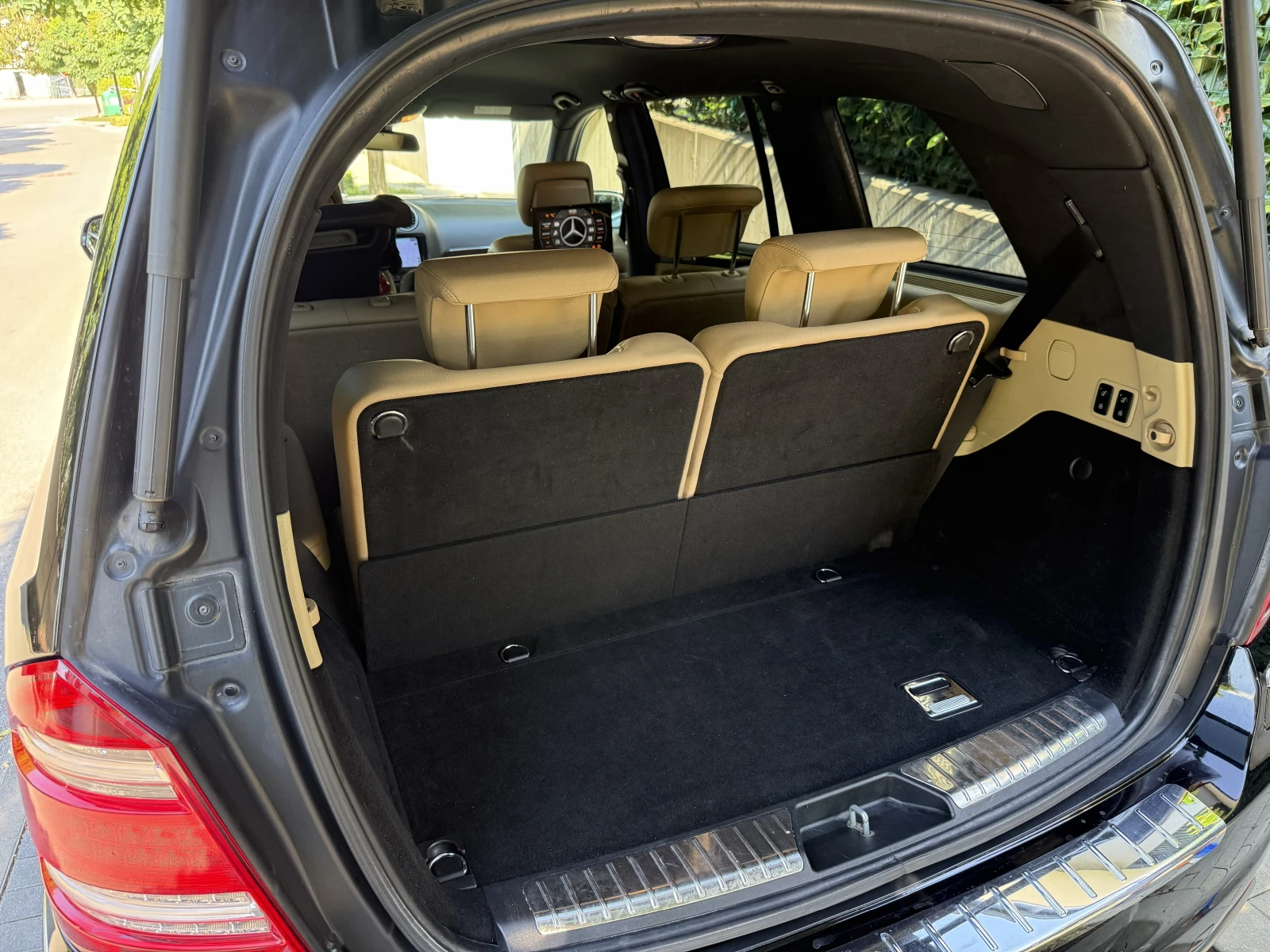 Mercedes-Benz GL 350 BlueTEC, снимка 13 - Автомобили и джипове - 56155591
