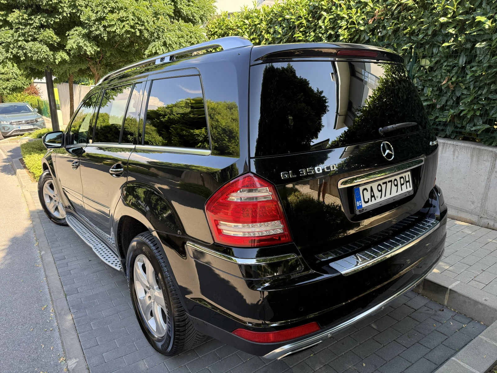 Mercedes-Benz GL 350 BlueTEC, снимка 3 - Автомобили и джипове - 56155591