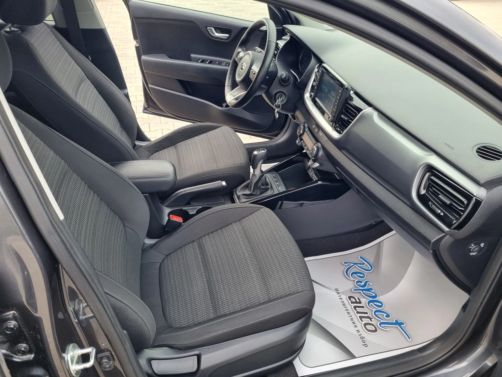Kia Stonic 1.4i-100�� * 112.000�� * ������ * EURO 6 | Mobile.bg � ����������� 12