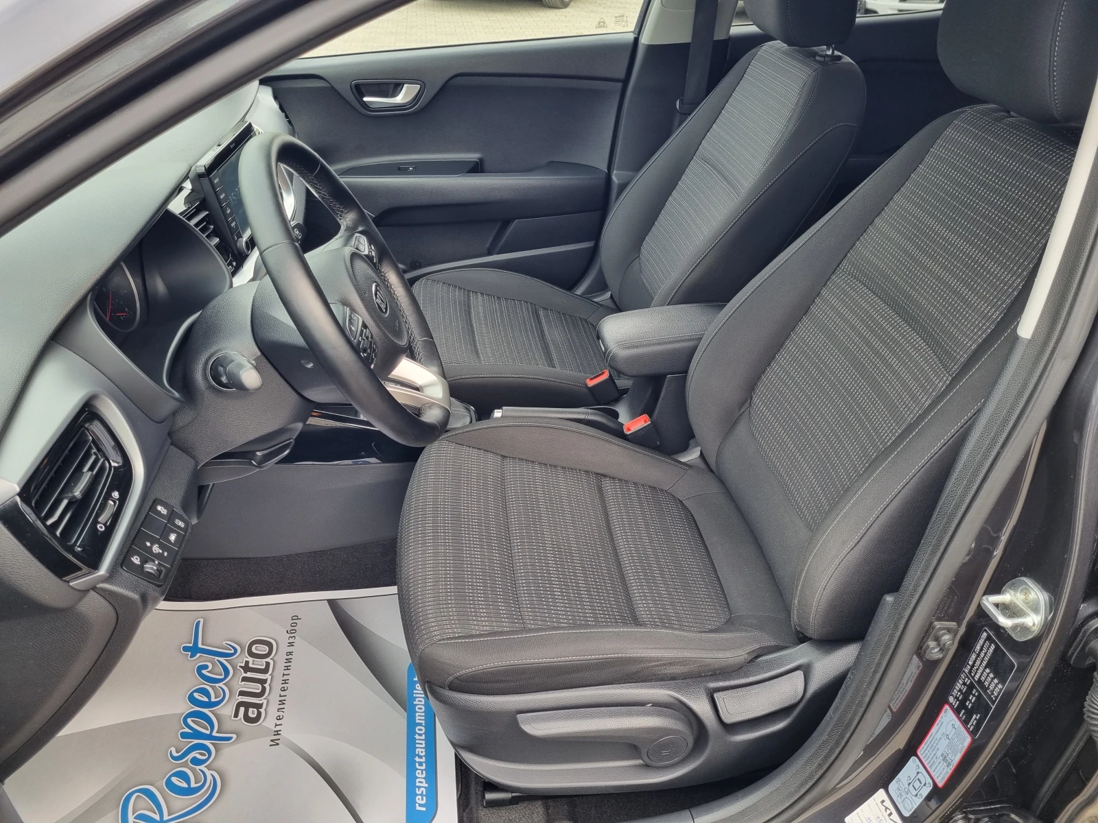 Kia Stonic 1.4i-100�� * 112.000�� * ������ * EURO 6 | Mobile.bg � ����������� 9