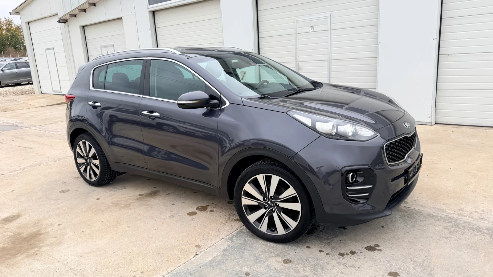 Kia Sportage 1.7crdi * Navi* Facelife* NOVA* Evro 6B*  | Mobile.bg � ����������� 12